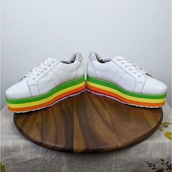 Very Volatile Womens Rainbow Platform Shoes White Lace Up Size 10 - Picture 6 of 9